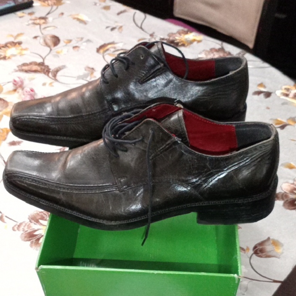 Men's Black Leather Dress Shoes